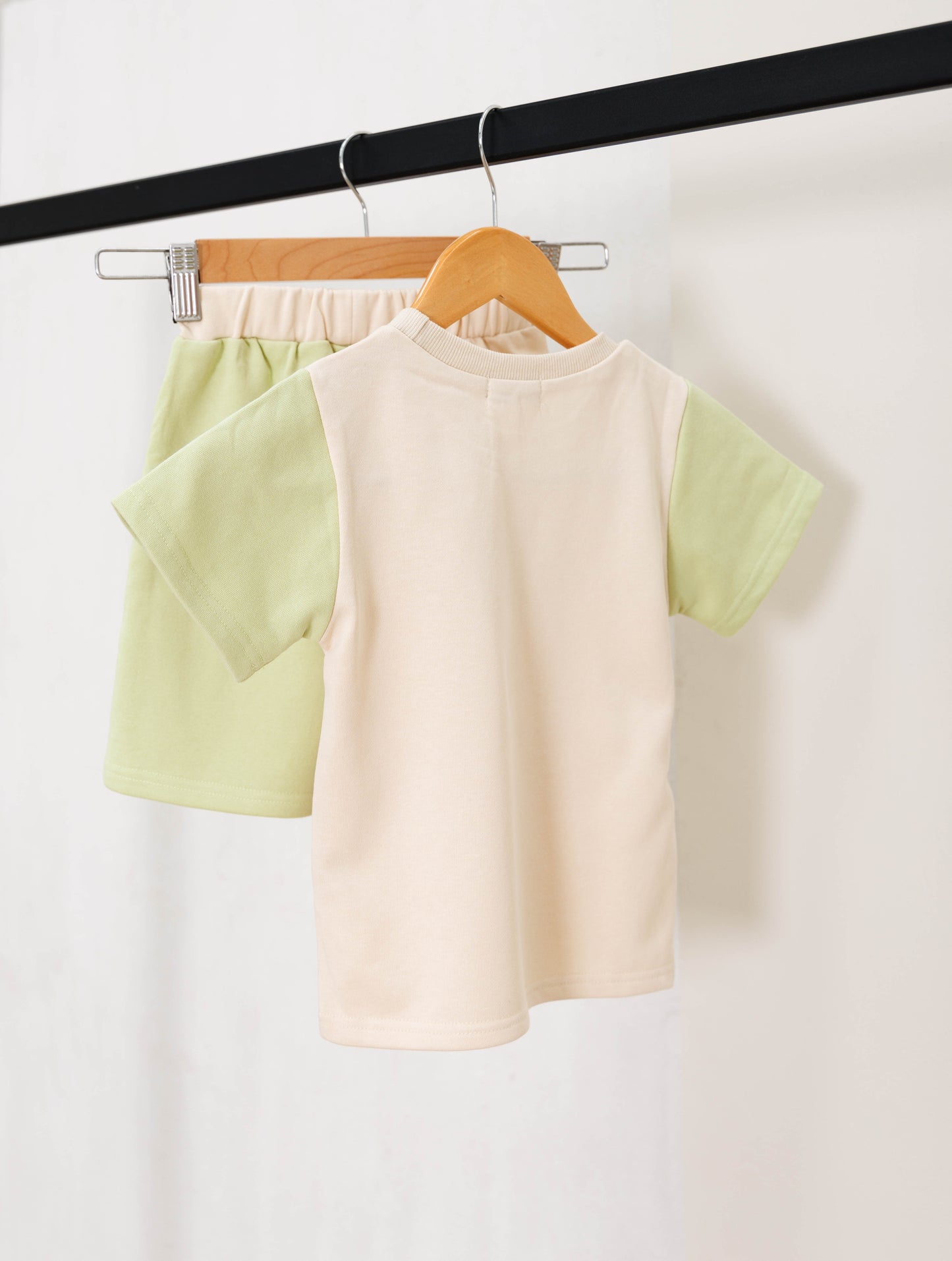 Essentials T-Shirt Set - Pistachio
